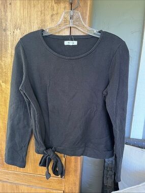 Madewell small Black Tie-Waist Long Sleeve Top